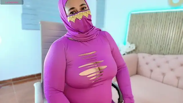 Snapshot of Nadia_Privee chatting on 20, 2, 2026 Nadia Privee online show from 20, 2, 2026