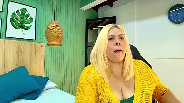Snapshot of eva_colen50 chatting on 12, 3, 2026 eva colen50 online show from 12, 3, 2026