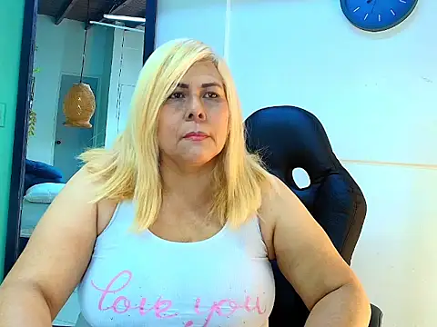 Snapshot of eva_colen50 chatting on 7, 3, 2026 eva colen50 online show from 7, 3, 2026