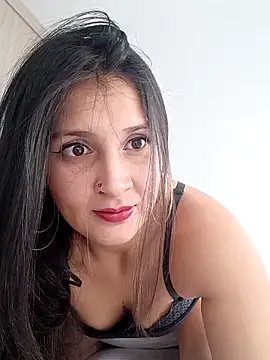 Cami carvajal online show from 27, 3, 2026