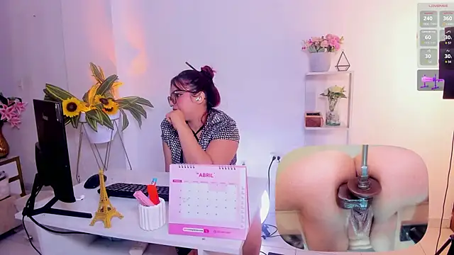 DannaScully  online show from 14, 4, 2026