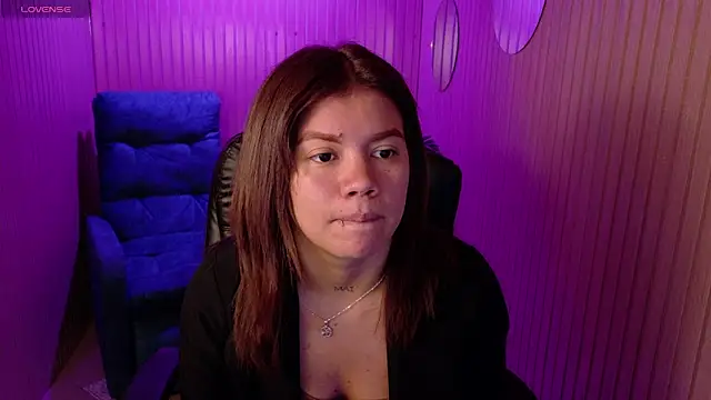 Alessia Monroe  online show from 24, 4, 2026