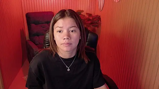 Alessia Monroe  online show from 7, 4, 2026