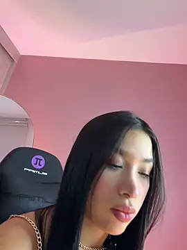 AliceBoomx online show from 18, 4, 2026
