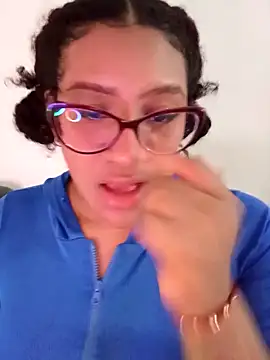 gigiblue89 online show from 25, 3, 2026