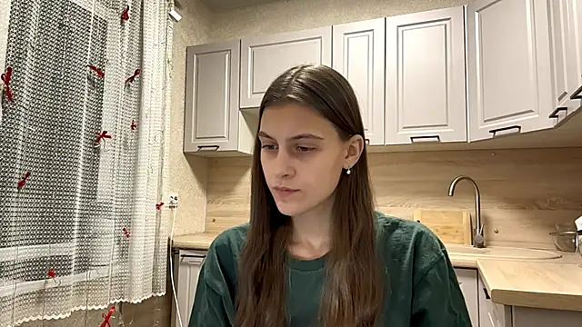 Snapshot of SwappingFate chatting on 4, 3, 2026 SwappingFate online show from 4, 3, 2026