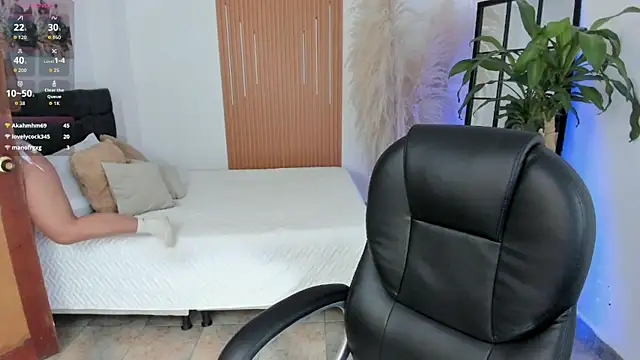 Snapshot of sara_stormy chatting on 17, 7, 2026 sara stormy online show from 17, 7, 2026
