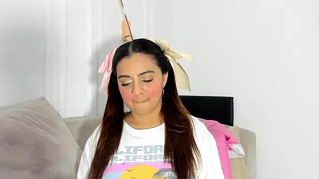 DulceQueen1 online show from 27, 4, 2026