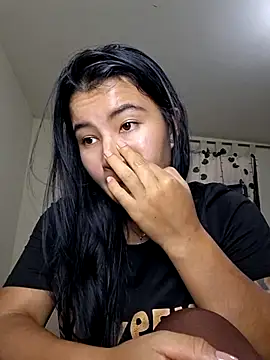 Miiia a online show from 4, 3, 2026