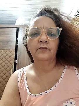 Snapshot of Noemipopi chatting on 24, 2, 2026 Noemipopi online show from 24, 2, 2026