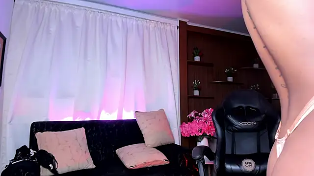 Snapshot of Esmeralda_carrascal chatting on 1, 3, 2026 Esmeralda carrascal online show from 1, 3, 2026