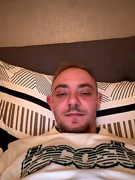 Crevette311 online show from 5, 1, 2026