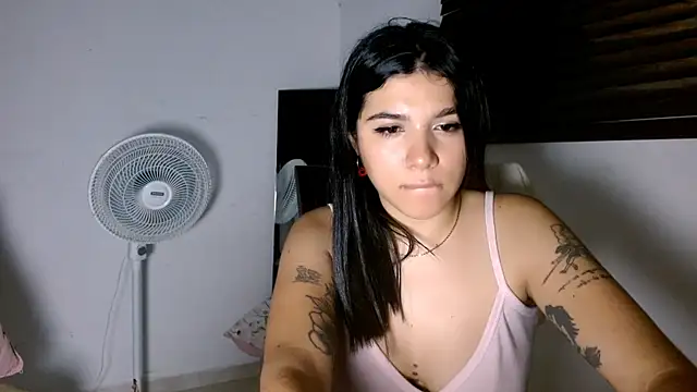MiaDiamontLatin online show from 22, 5, 2026