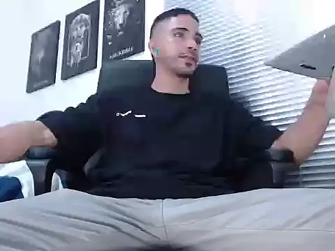 Snapshot of Kratoswolf chatting on 28, 3, 2026 Kratoswolf online show from 28, 3, 2026