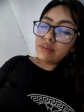 Snapshot of hon3ybloddy chatting on 3, 3, 2026 hon3ybloddy online show from 3, 3, 2026