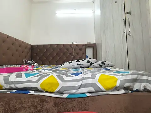 Iamsexymona online show from 3, 4, 2026