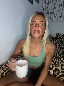 ScarlettGold  online show from 17, 3, 2026