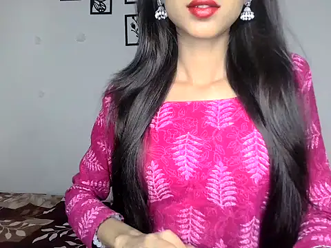 SIKSHA SINGH online show from 30, 4, 2026