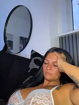 Destinylovex online show from 4, 6, 2026