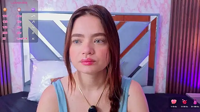 Snapshot of LittleeSara18 chatting on 29, 5, 2026 LittleeSara18 online show from 29, 5, 2026