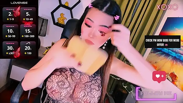 HugeSurpriseLianeTs online show from 14, 5, 2026