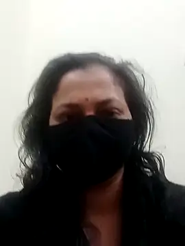 Snapshot of Desi_Heat_Couple chatting on 20, 2, 2026 Desi Heat Couple online show from 20, 2, 2026