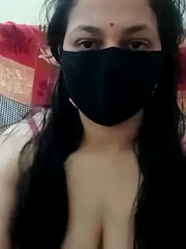 Snapshot of Desi_Heat_Couple chatting on 26, 2, 2026 Desi Heat Couple online show from 26, 2, 2026