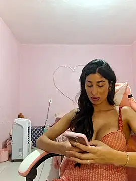 Snapshot of KaterinneMarie chatting on 19, 2, 2026 KaterinneMarie online show from 19, 2, 2026