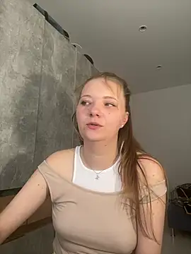 DistrictGirl online show from 25, 3, 2026