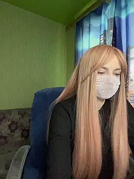 SophieBlackwood online show from 9, 4, 2026