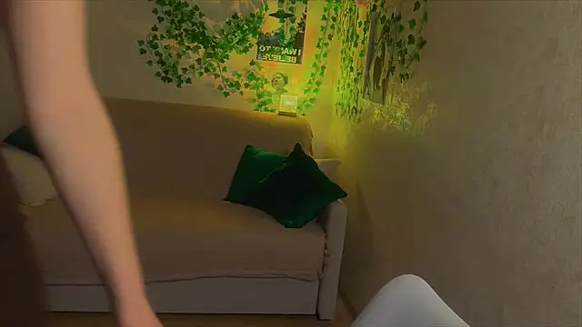 rinamandarina online show from 28, 2, 2026