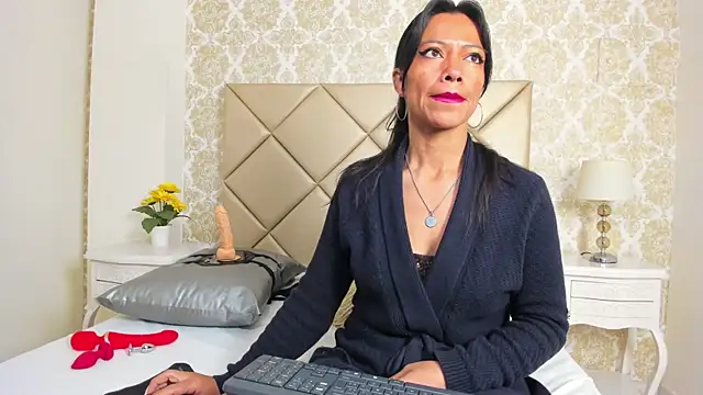 Snapshot of FernandaAvilax chatting on 12, 6, 2026 FernandaAvilax online show from 12, 6, 2026