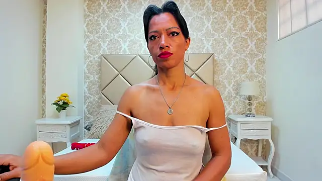 Snapshot of FernandaAvilax chatting on 14, 6, 2026 FernandaAvilax online show from 14, 6, 2026