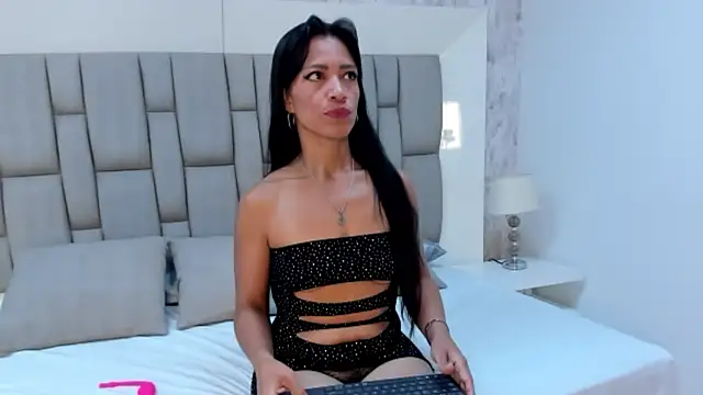 Snapshot of FernandaAvilax chatting on 19, 2, 2026 FernandaAvilax online show from 19, 2, 2026