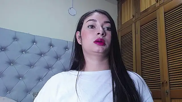 skarlett  36 online show from 5, 5, 2026