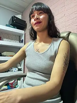 Mistymoon online show from 4, 4, 2026