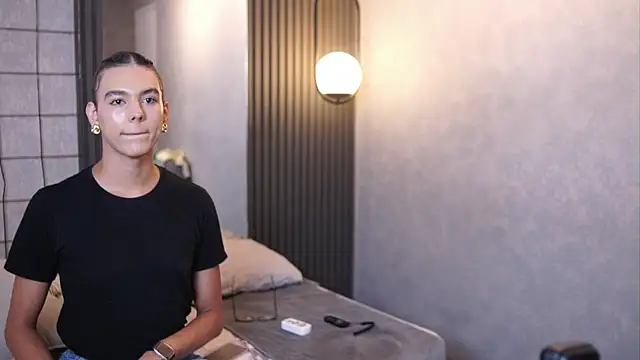 Luxa Velvet online show from 2, 4, 2026