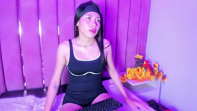  Luna Candy online show from 6, 3, 2026