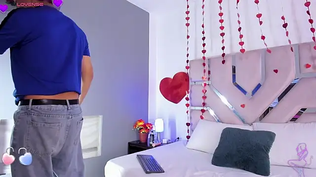 Snapshot of Angel_Lux chatting on 27, 2, 2026 Angel Lux online show from 27, 2, 2026