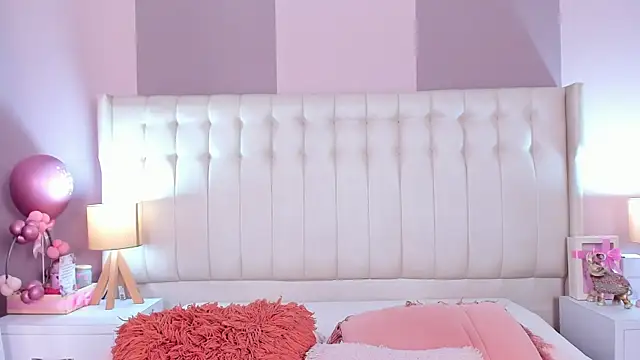 Reachel Smith online show from 28, 2, 2026