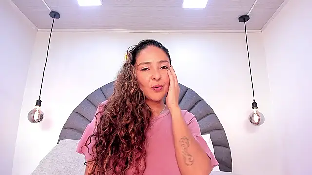 Bianca Fords online show from 5, 3, 2026