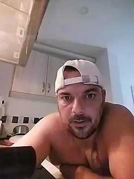 morenitoymorena online show from 10, 4, 2026