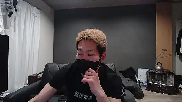 Snapshot of ryuaaaaa chatting on 7, 3, 2026 ryuaaaaa online show from 7, 3, 2026