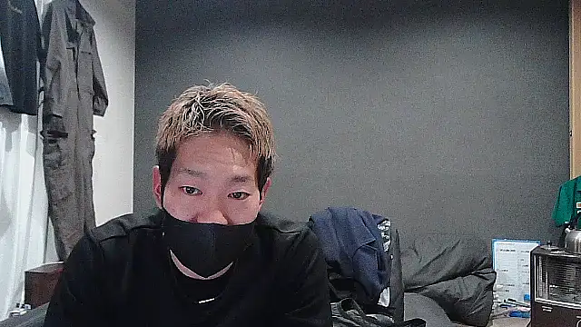 Snapshot of ryuaaaaa chatting on 4, 3, 2026 ryuaaaaa online show from 4, 3, 2026