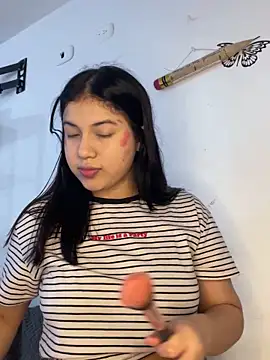 scarleth marquezz online show from 31, 5, 2026