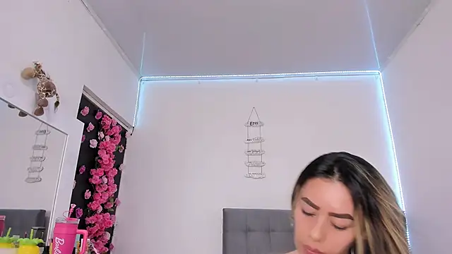 Ariana-Cobos online show from 19, 3, 2026