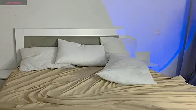 oorange  boy online show from 15, 4, 2026