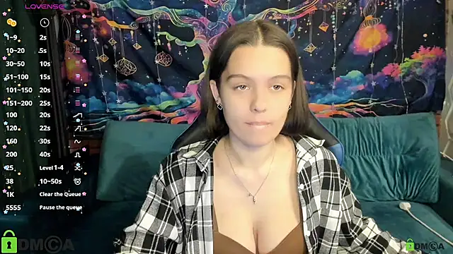 TanaMoonly online show from 2, 4, 2026