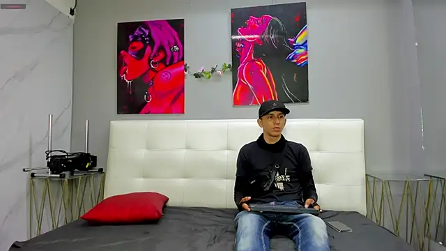 ahsly78Bryan online show from 8, 5, 2026