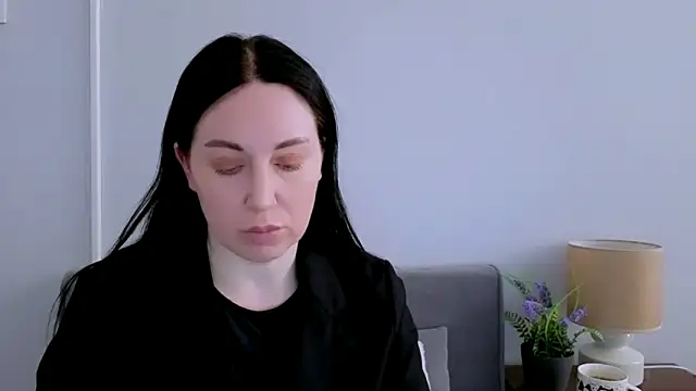 MiaFair online show from 4, 4, 2026